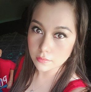 Meet your Posher, Roxana